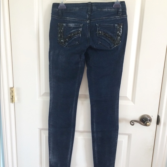 5/$15 True Freedom Dark Blue Jeggings w/ Sequins - Picture 2 of 8